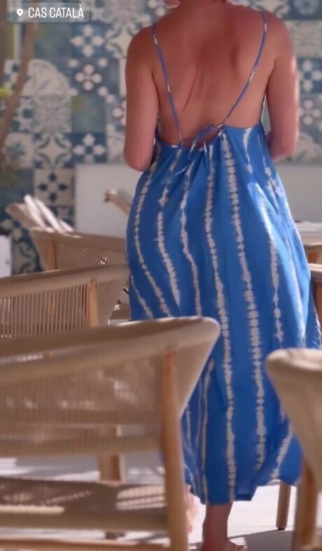 rousse aux gros seins onlyfans magnifique parfait collection