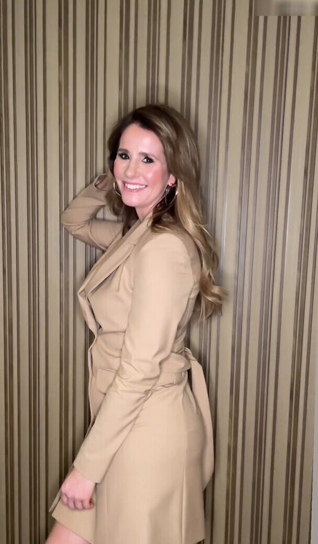 yoga sensuel onlyfans sexy érotique images