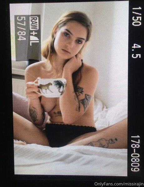 Missirajin xxx étoile image