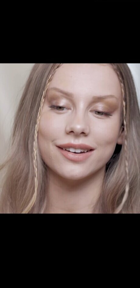 Ester Exp sito étoile sympa photos