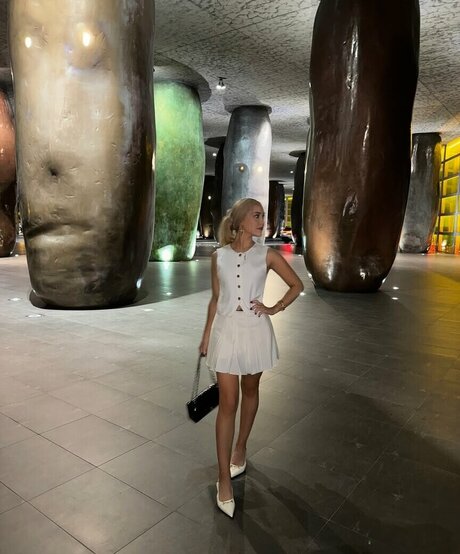 Agnessa Kosogon modèle de sexe galerie