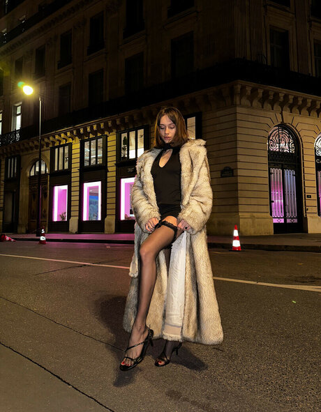 Prima Bella actrice de sexe photo