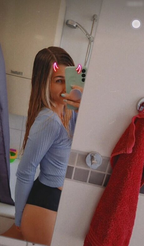 fétichisme des pieds ébène onlyfans hd gratuit archive