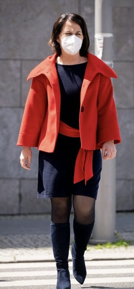 Annalena Baerbock modèle xxx collection