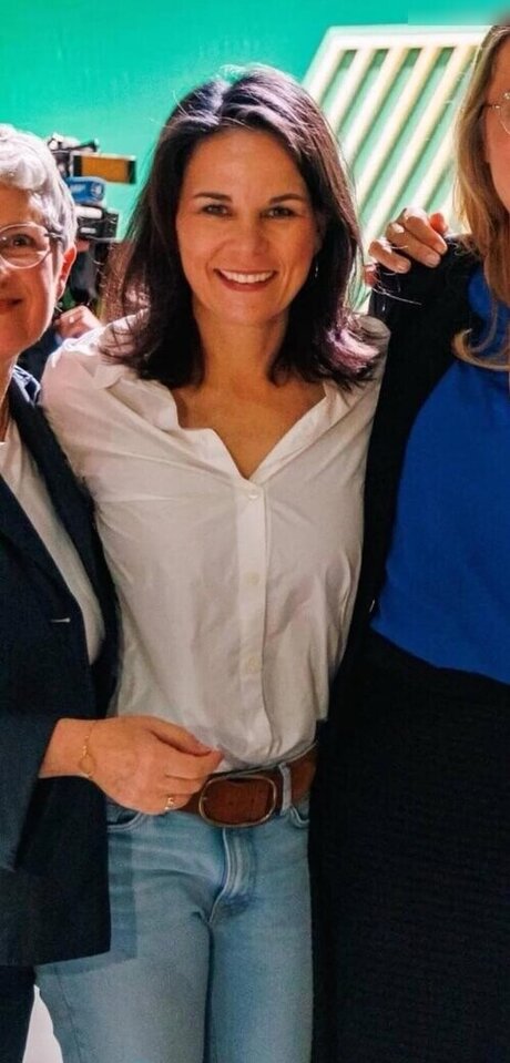 Annalena Baerbock star du porno de haute qualité galeries