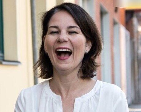 fans de grandes filles uniquement porno nu img