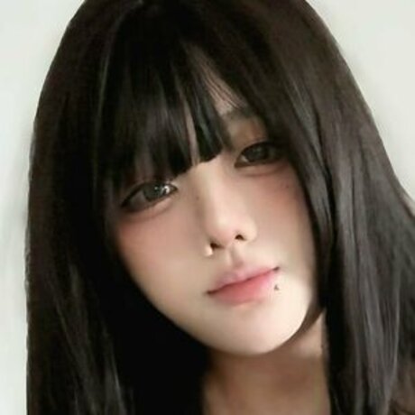 chilin 777 star du porno chaude img