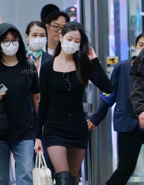 Jang Won young art étoile collection