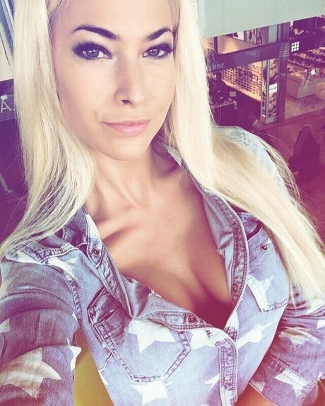 Isi Gl ck étoile sympa des photos