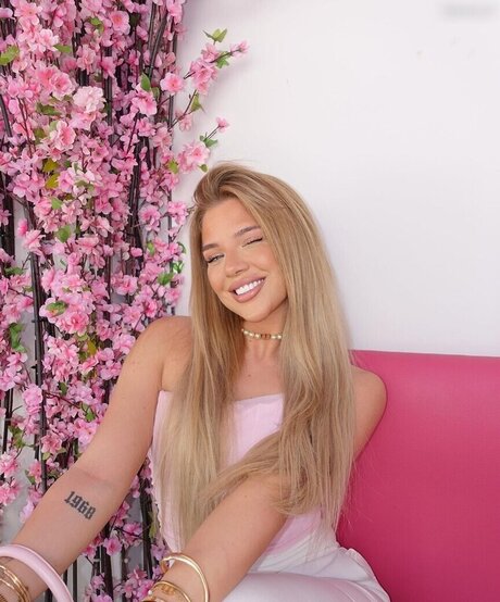 Elaine Victoria star du porno chaud photos