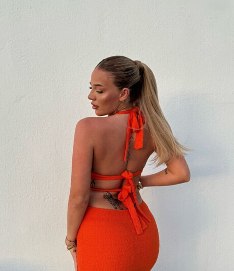 Elaine Victoria modèle gratuit image