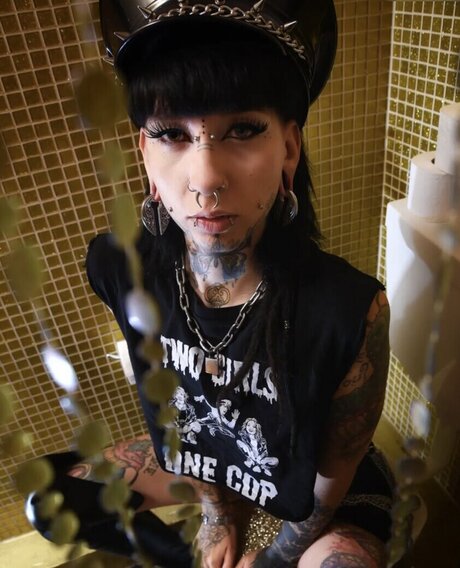 miicky3 0 actrice pornographique archive