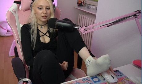 sickEmoAngel actrice libre photo