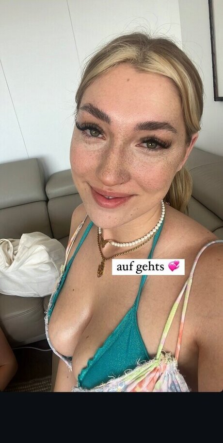 Starletnova star du porno de haute qualité collection