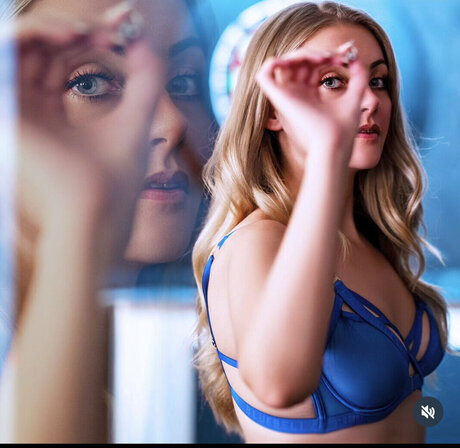 trans xxx uniquementfans sexy en haute qualité images