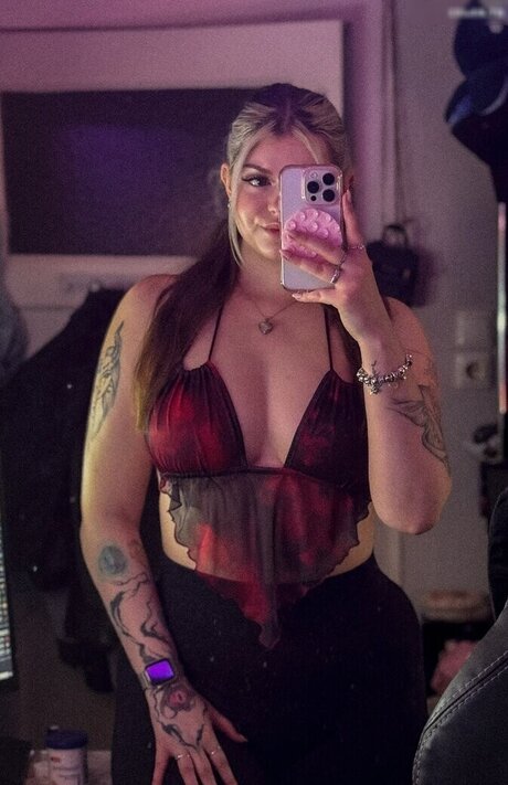 rousse naturelle onlyfans sexy chaud img