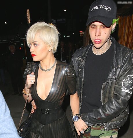 maman fils onlyfans xxx érotique galerie