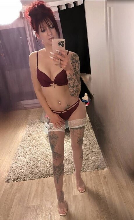 Nicole Anna modèle de haute qualité images