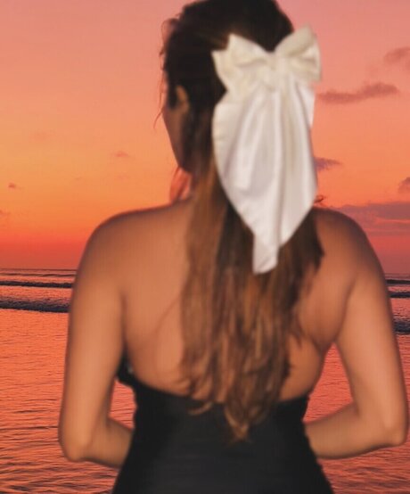 Kate Sharma modèle parfait des photos