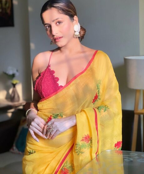 gros seins ébène onlyfans plutôt sexy galerie