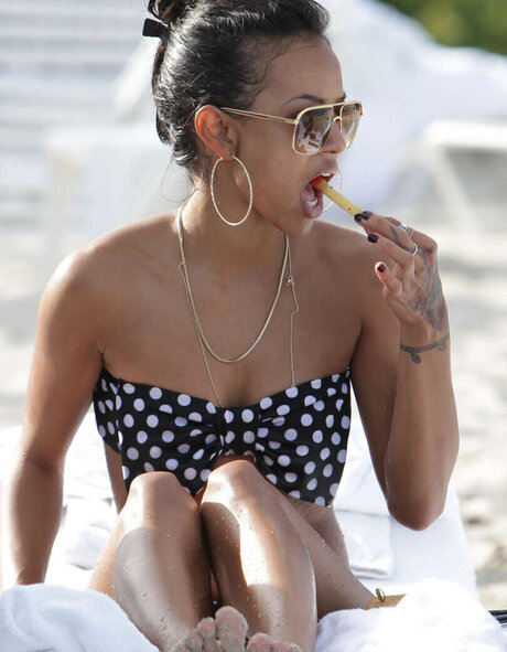 Karrueche Tran modèle artistique archive