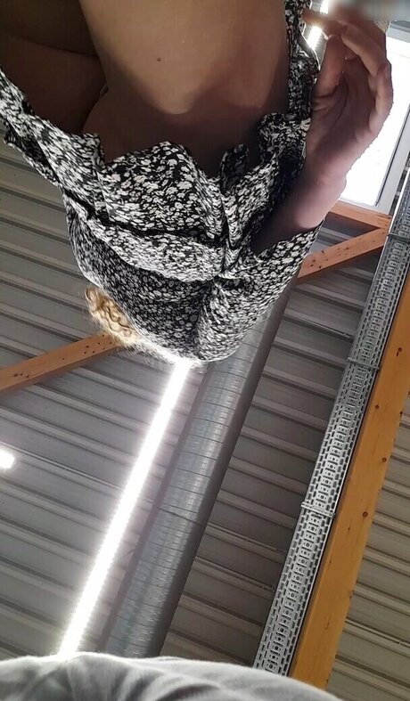 Upskirt Candids haut étoile img