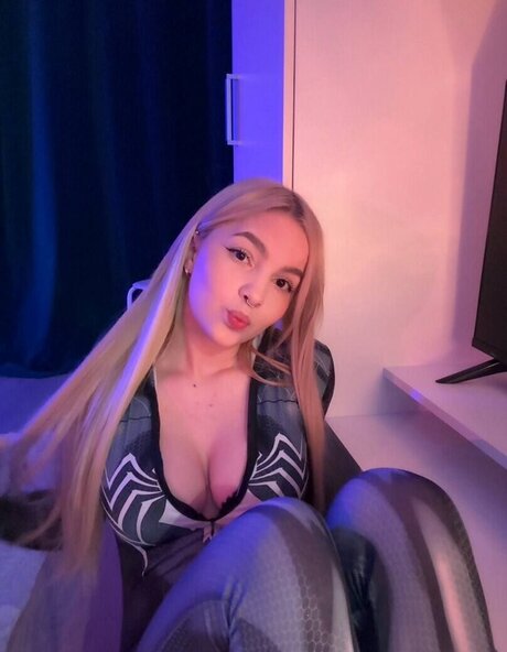 musclekitty actrice nue galeries