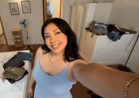 ASMR JADE actrice adulte collection