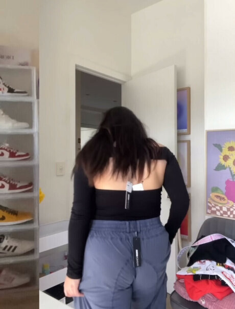 ASMR JADE modèle xxx archive