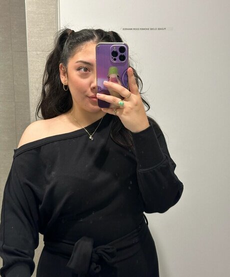 ASMR JADE modèle gratuit galeries