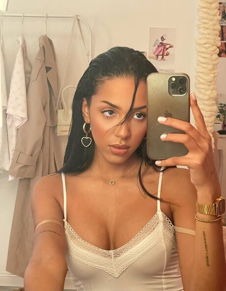 pawg épais uniquementfans nu xxx image