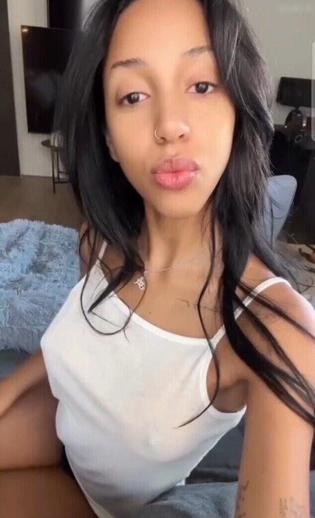 Aalishass Alishakone modèle hd galeries