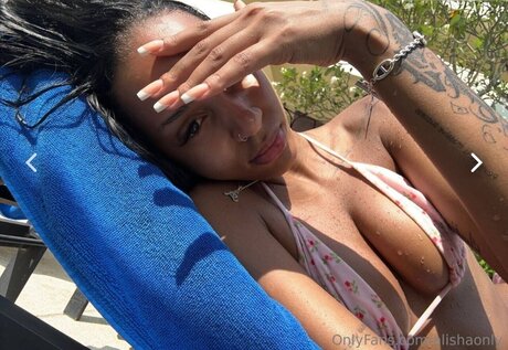 Aalishass Alishakone haut étoile images