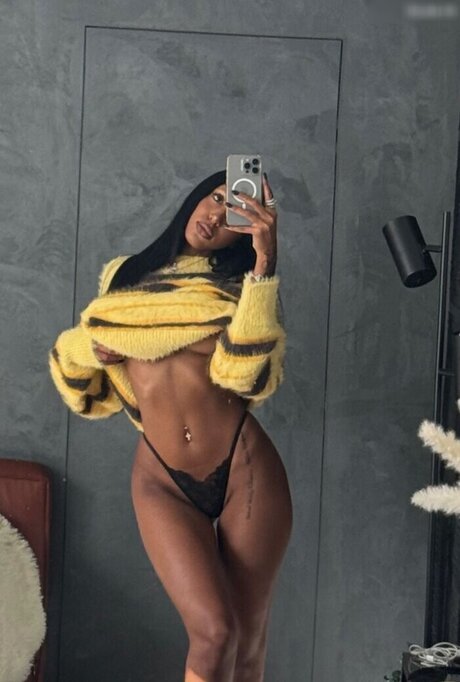 adorer onlyfans chaud adulte images