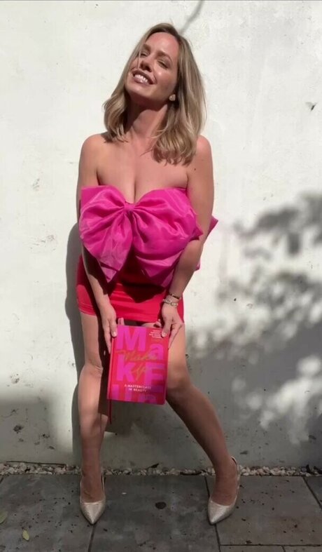 Celebrity Guilty Pleasures Underrated Women actrice de nus galeries