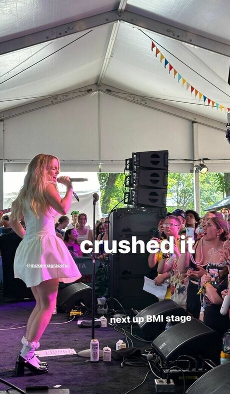 Mckenna Grace modèle galerie