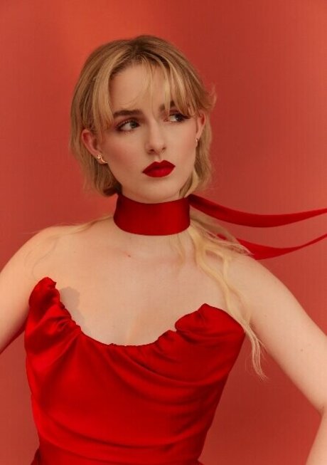 Mckenna Grace actrice adulte des photos