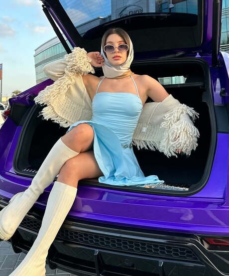 Leyla Afshonkar modèle artistique galeries