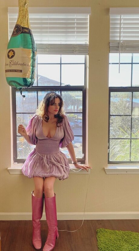 Felicia Thornsbury modèle adulte collection