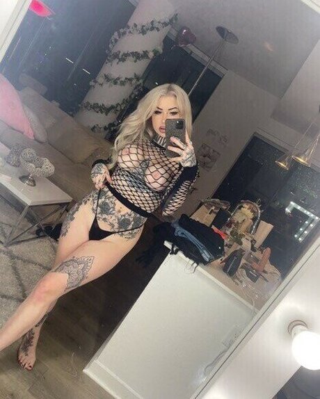 Erikakaayy étoile adulte galeries