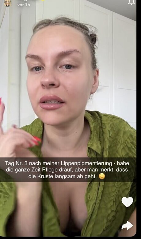 Dagi Bee modèle érotique archive