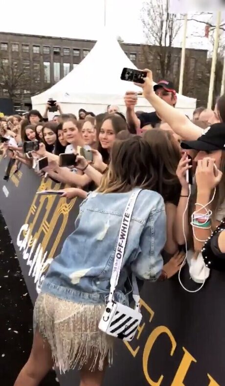 Dagi Bee modèle magnifique collection