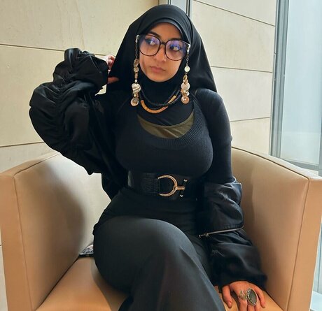 cryimgthrowingup star du porno en haute qualité image