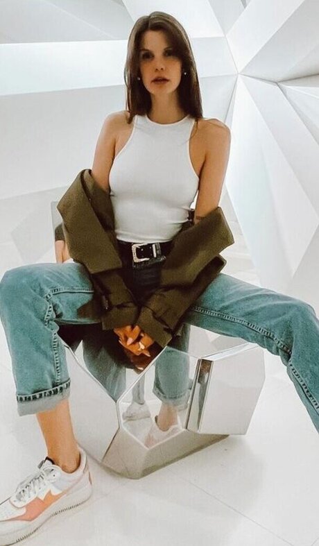 Simone Sevignani sexe de star du porno galerie