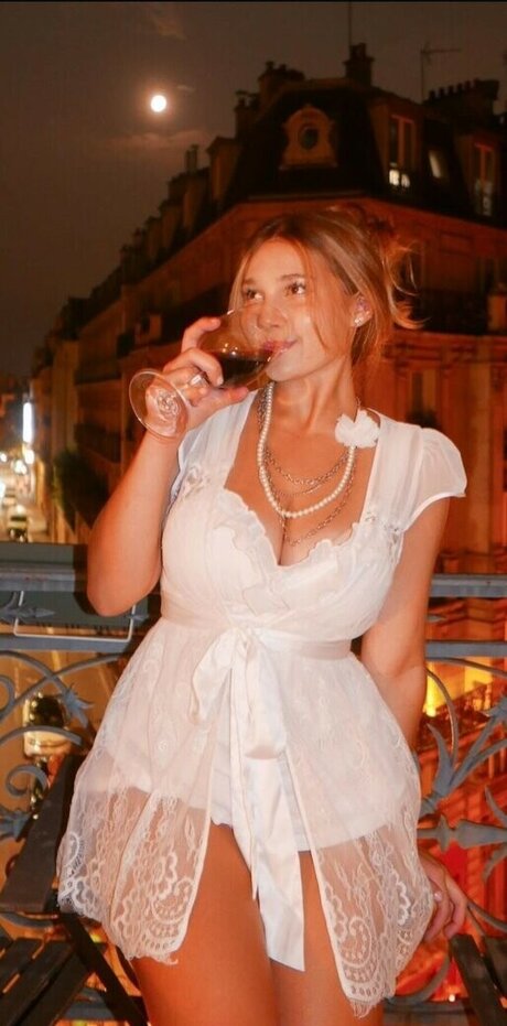 Sara Dobrik star du porno chaude archive