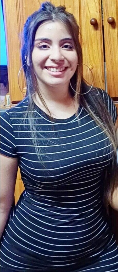 nahii carceres modèle exclusif images