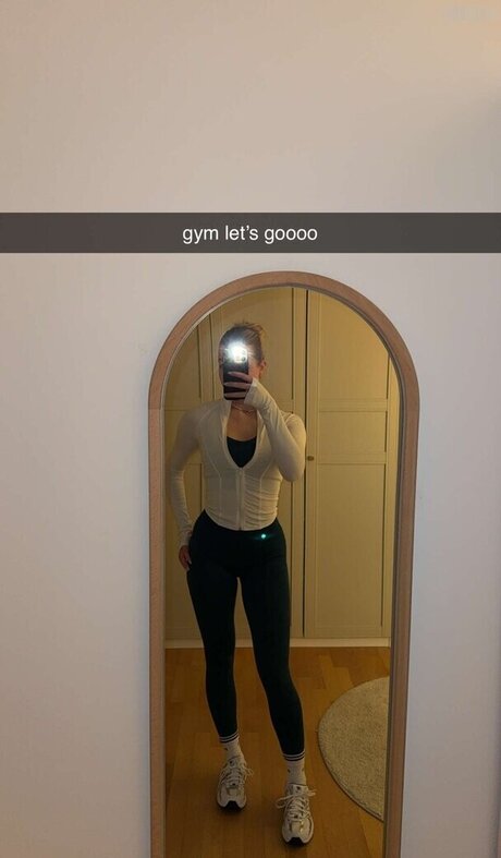 reine de pique onlyfans art haute définition img