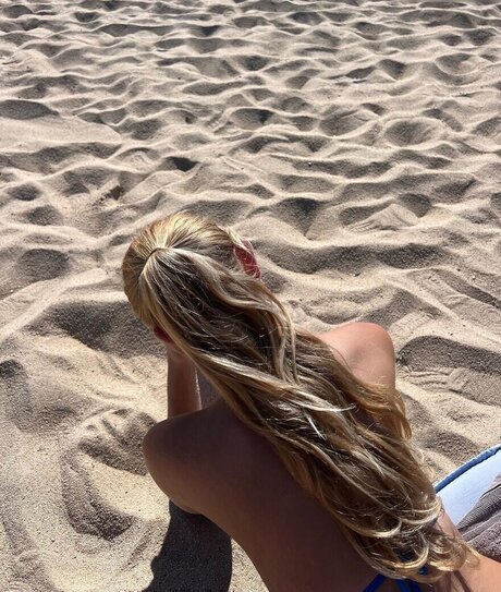 fans de monstres uniquement sexy nue collection