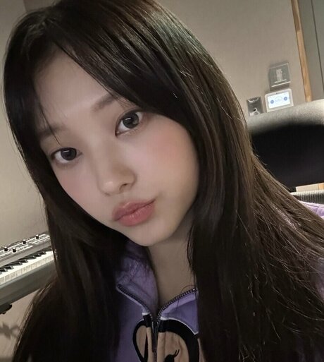 Haerin modèles nus collection