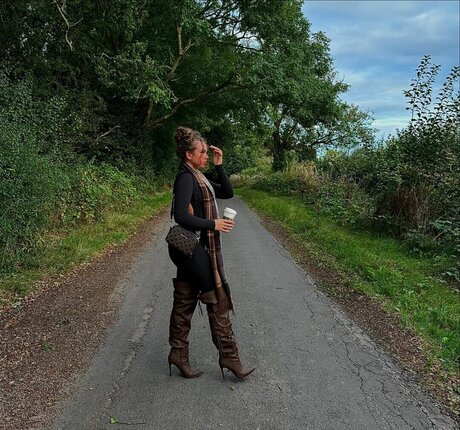 Olivia Alex star du porno hd img